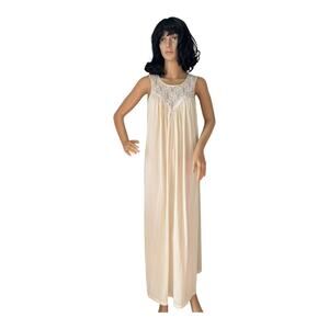 Vintage Gilead USA long sleeveless nightgown lace satin in cream size medium